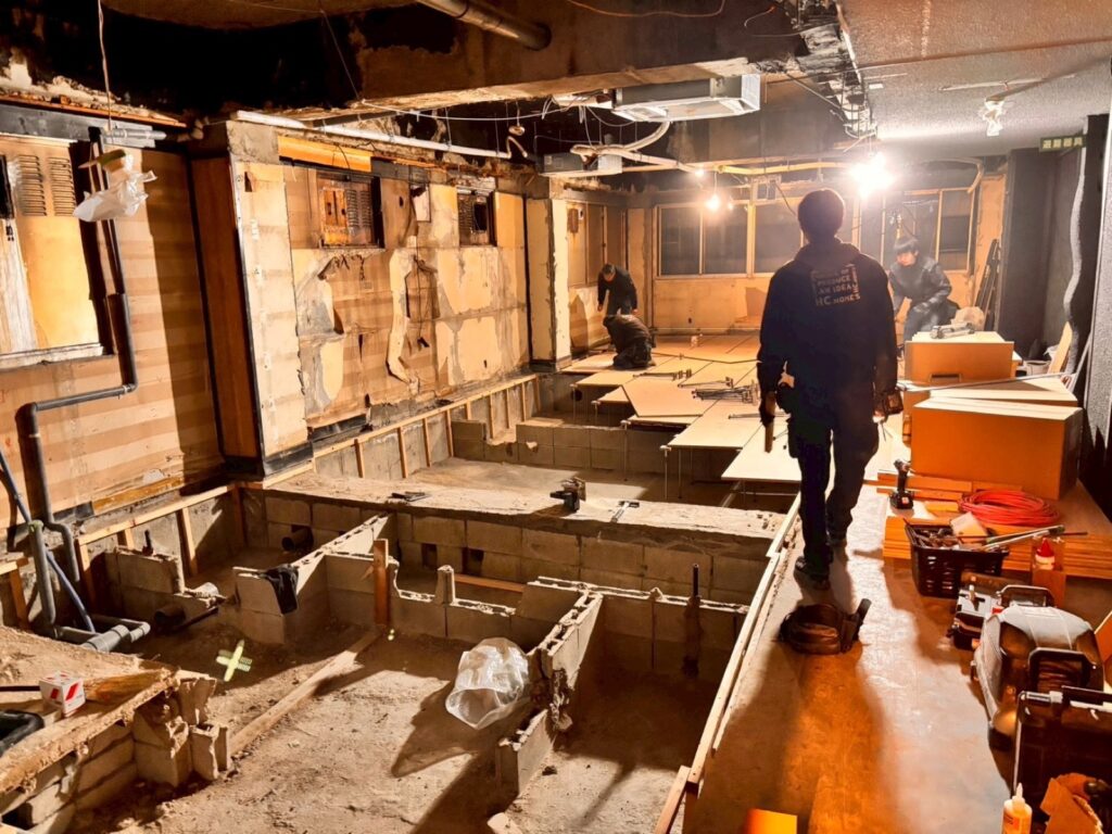 店舗解体からお店づくりまで - 写真 3