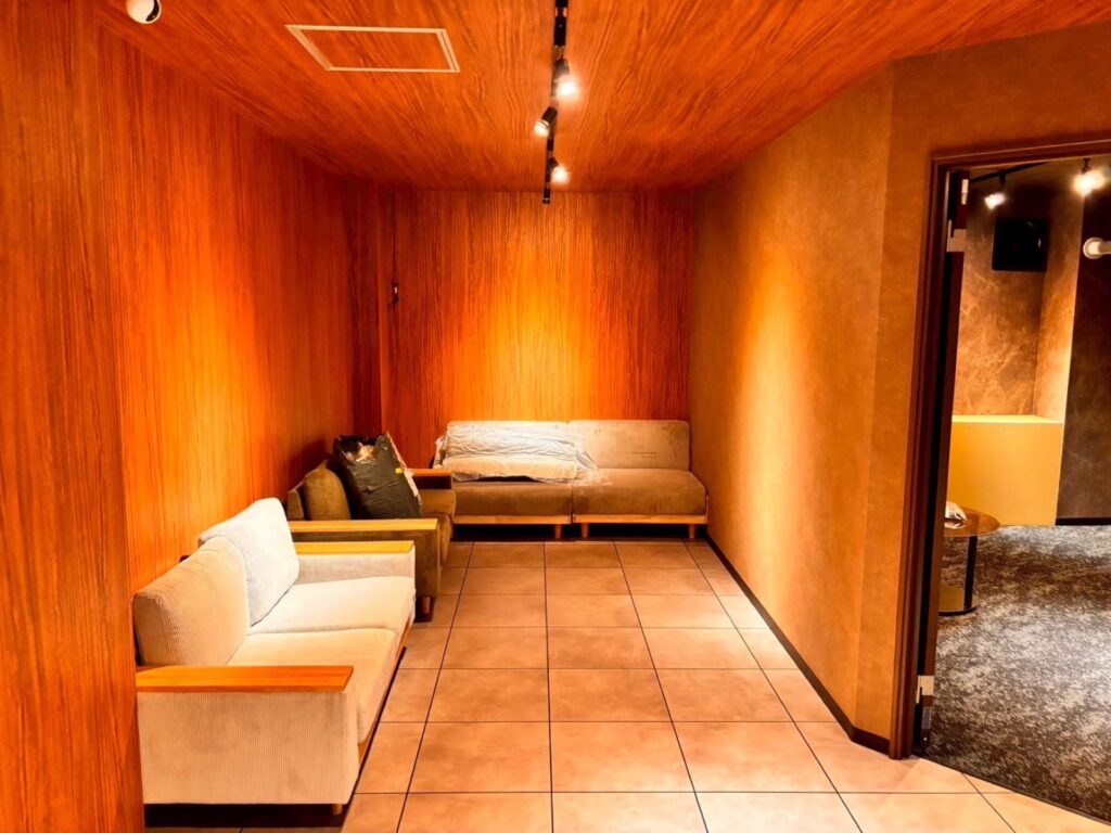店舗解体からお店づくりまで - 写真 5